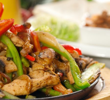 Chicken with green peppers