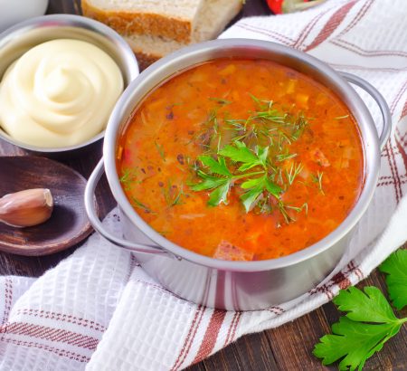 Pumpkin soup with rice and raisins