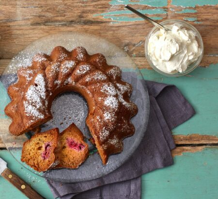 Blueberry or raspberry cake