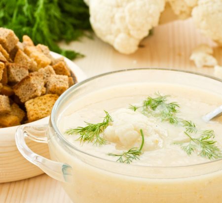 Βελουτέ σούπα με κουνουπίδι